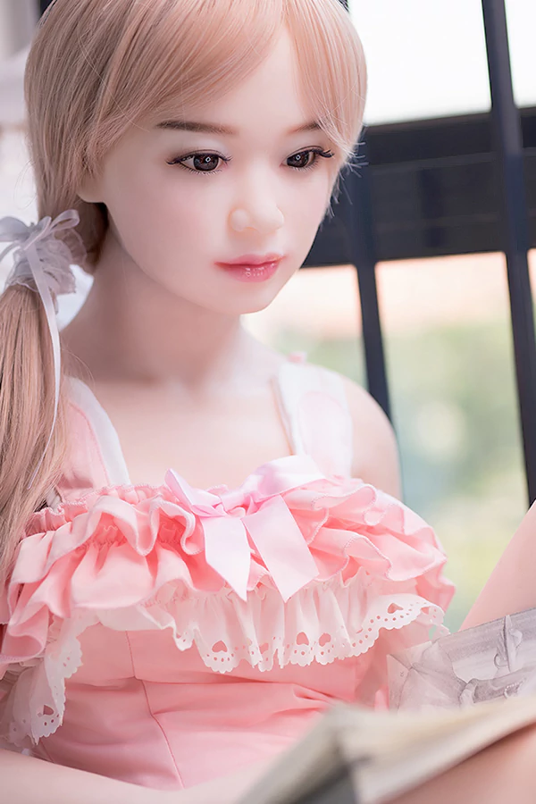 College Student realistische japanische Sexpuppe