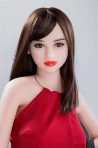 Attraktive schöne lebensechte Sexpuppe