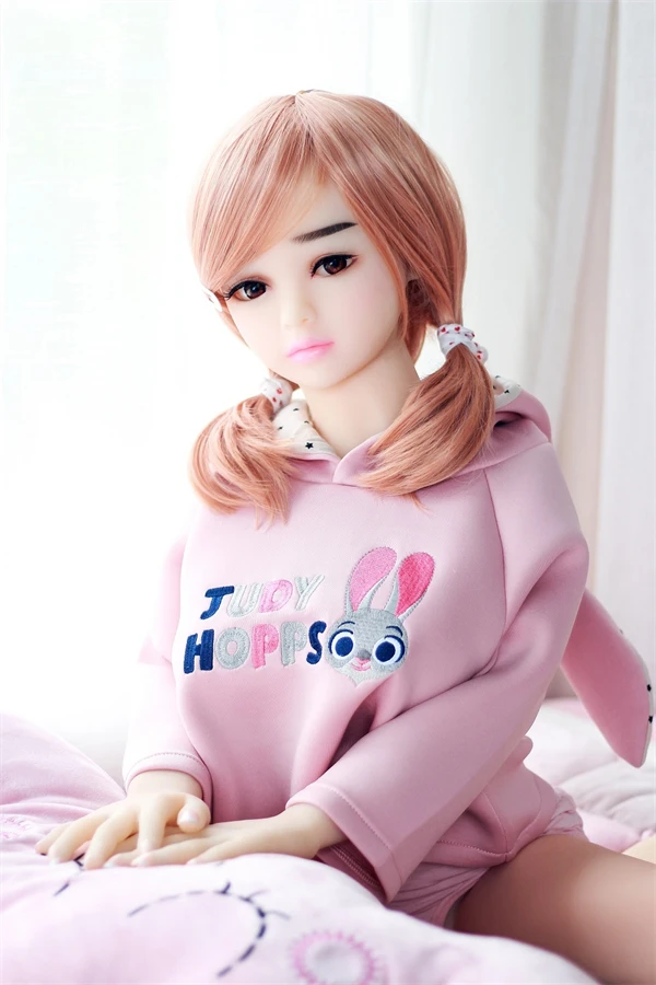 Junge Sexpuppe