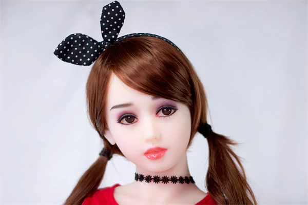 kleine sex doll