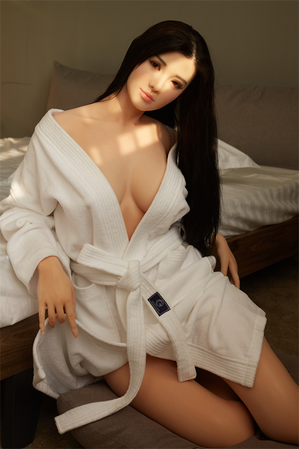 silicone sex doll