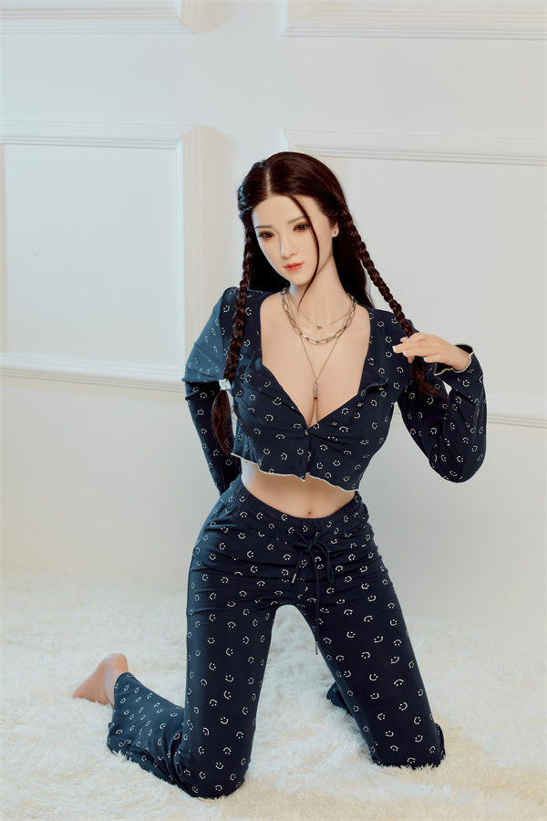 silikon sex puppe