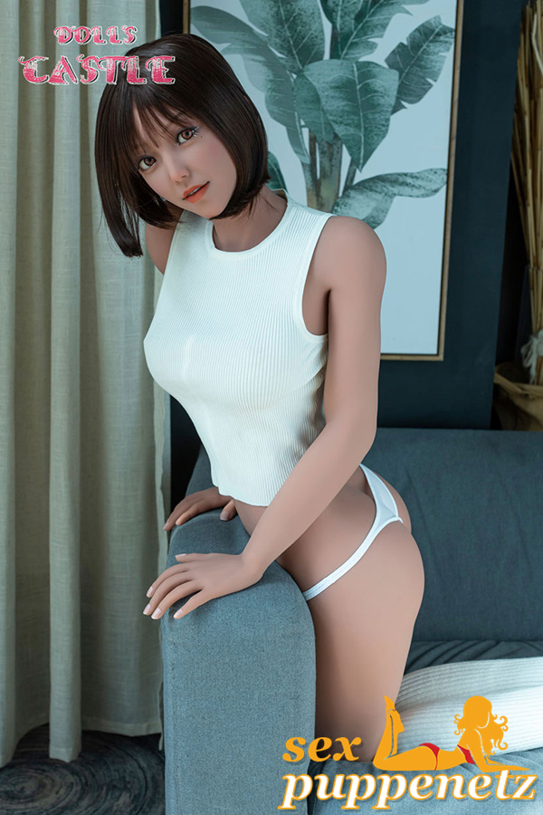 realistic sex doll