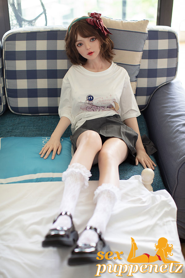 tiny sex doll
