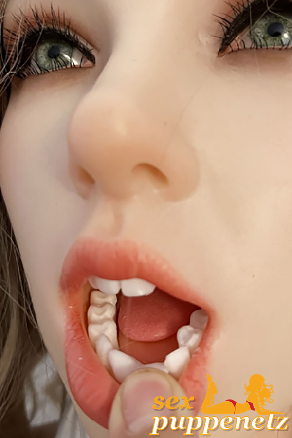 sexpuppe silikon
